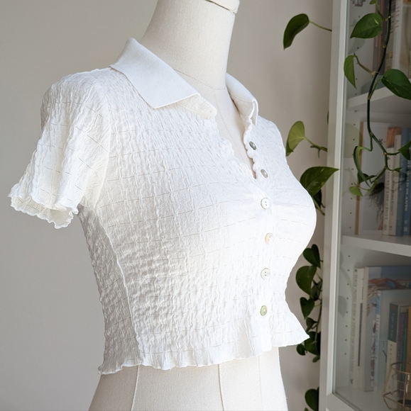 Urban Outfitters Crop Tee - Picture 4 of 12